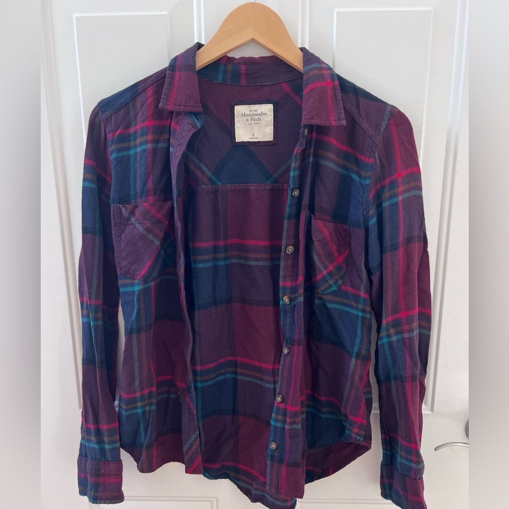 Abercrombie & Fitch Burgundy and Black Shirt